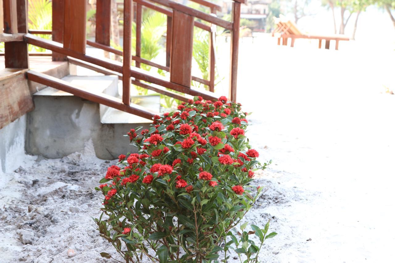 Sky Beach Resort Koh Rong Sanloem Exterior foto